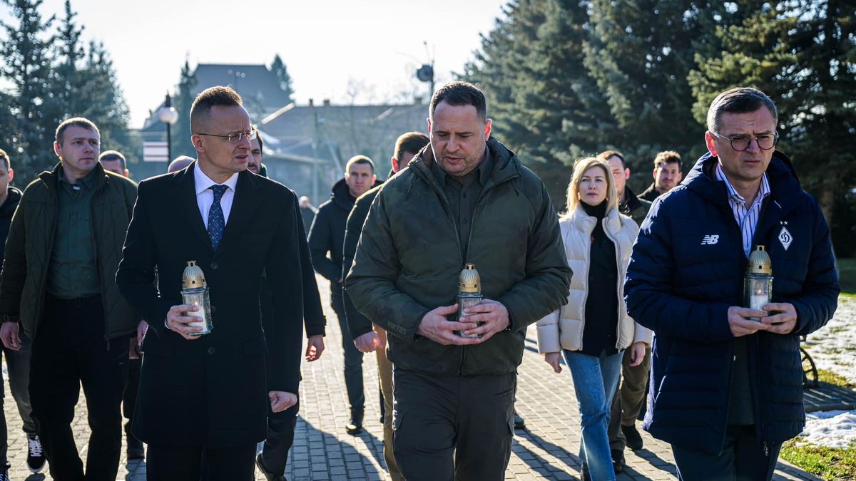 Szijjártó Péter: A háborúnak véget kell vetni, emberéleteket csak békével lehet menteni!