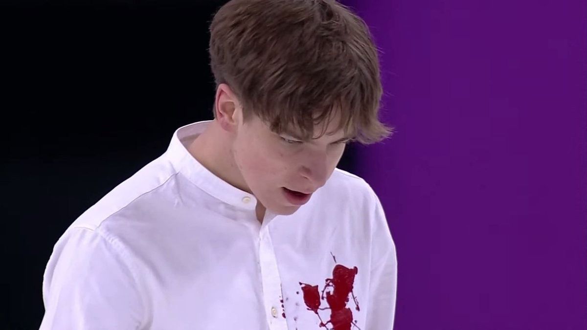 Dráma a jégen: vérfoltos inggel tiltakozott az ukrán műkorcsolyázó az Eb-n + videó