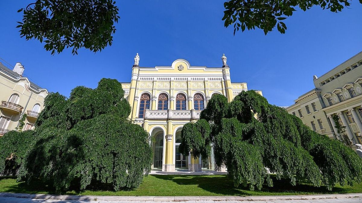 Csokonai Színház Debrecen