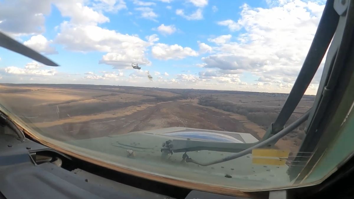 Súlyos csapást mértek az ukránok egyik parancsnoki állására Mi–28-as helikopterekkel + videó