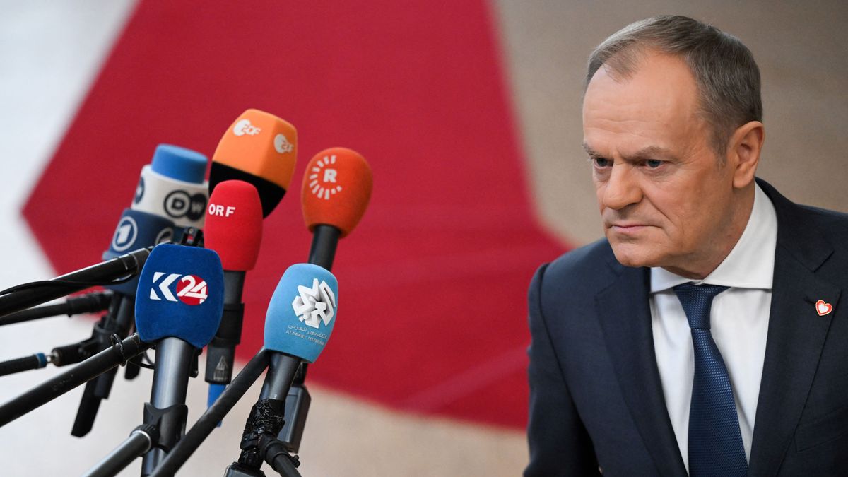 A Tusk által bevezetett „korlátozott szükségállapot” egyre kevésbé korlátozott