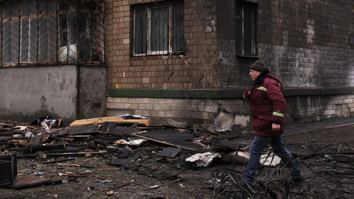 Shocking Figure: Life Expectancy for Ukrainian Men Plummets