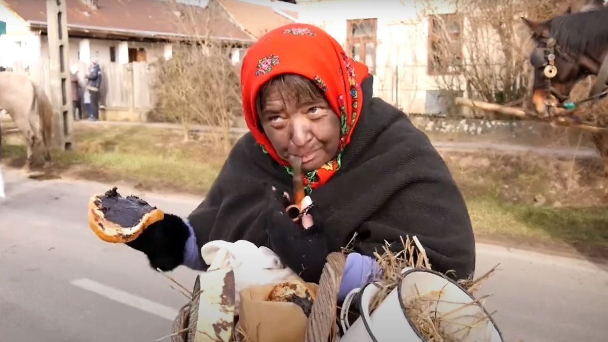 Farsang farka: kakasütés és gúnárnyak szakítása