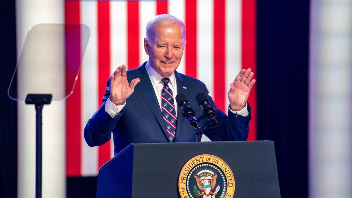 Obama barátja lecserélné Bident