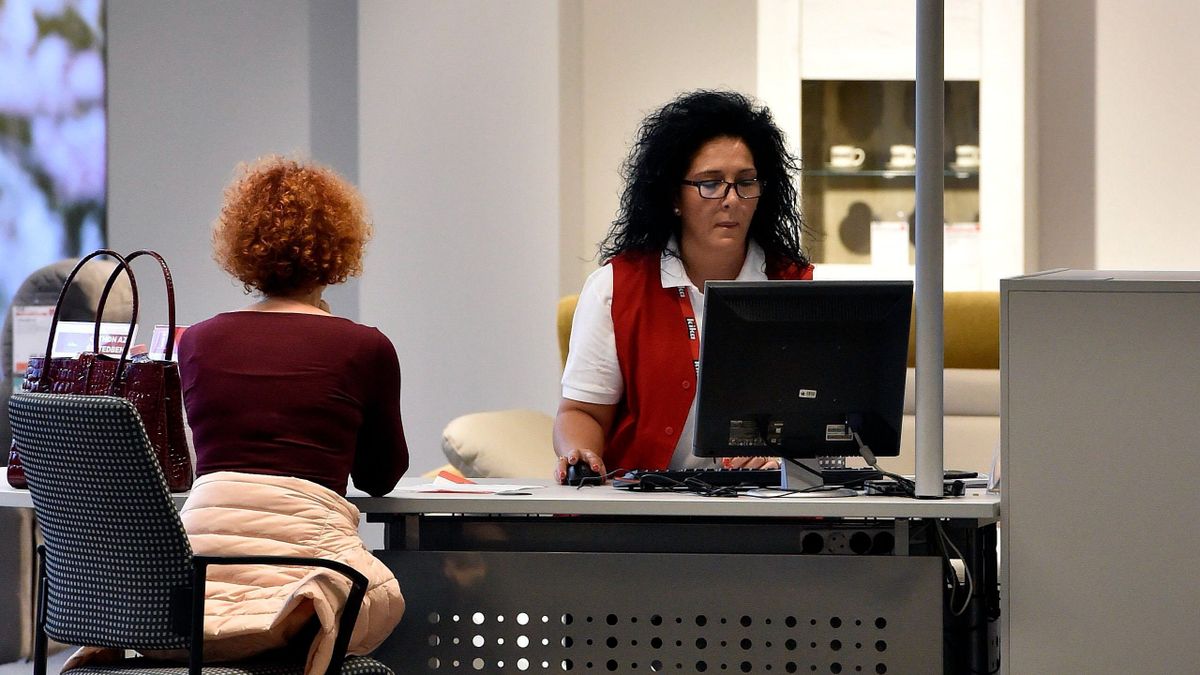 Úgy vette az áruhitelt decemberben a magyar, mintha az egész világot meg akarná ajándékozni