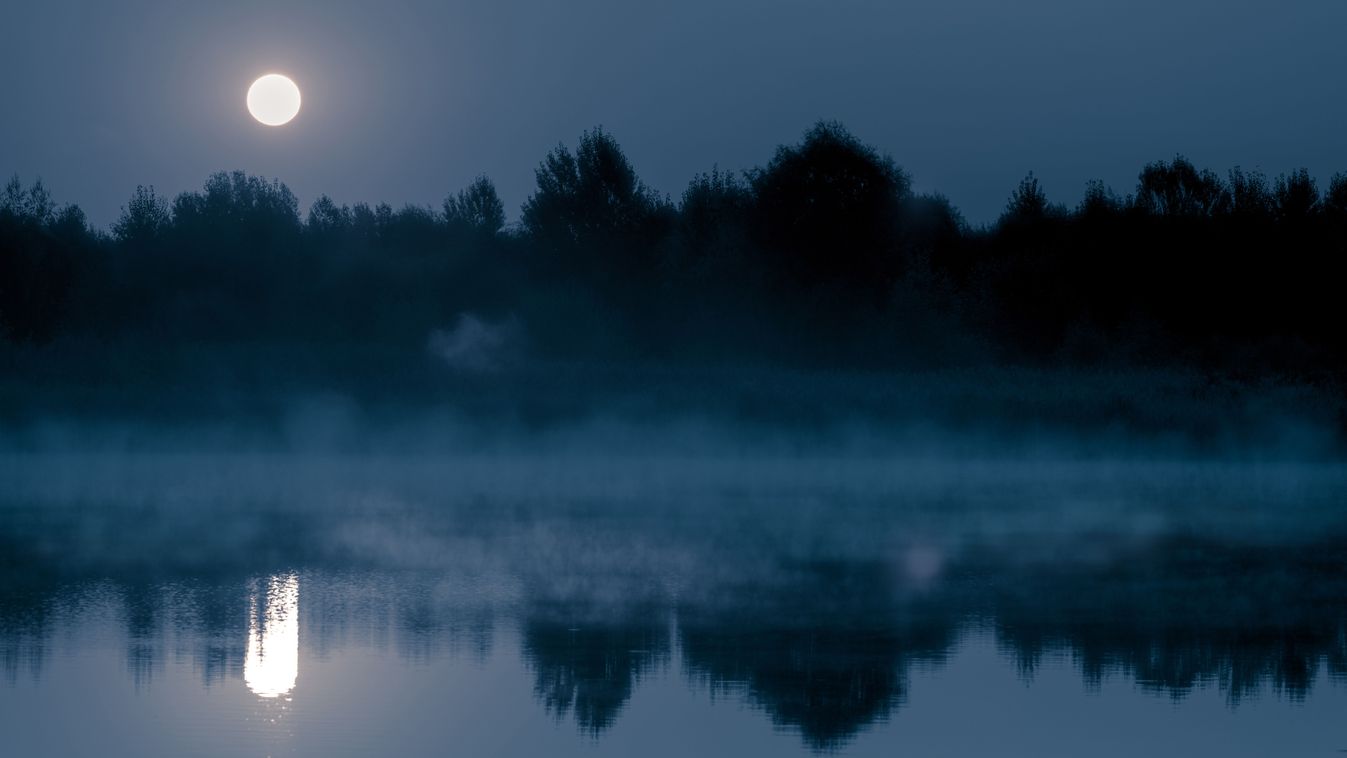 Night,Mystical,Scenery.,Full,Moon,Over,The,Foggy,River,And