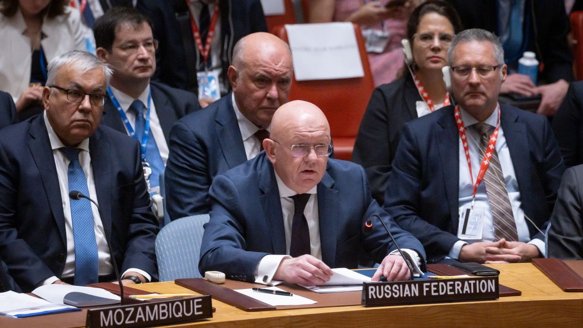 Túl sok kémregényt olvashatott a diplomata