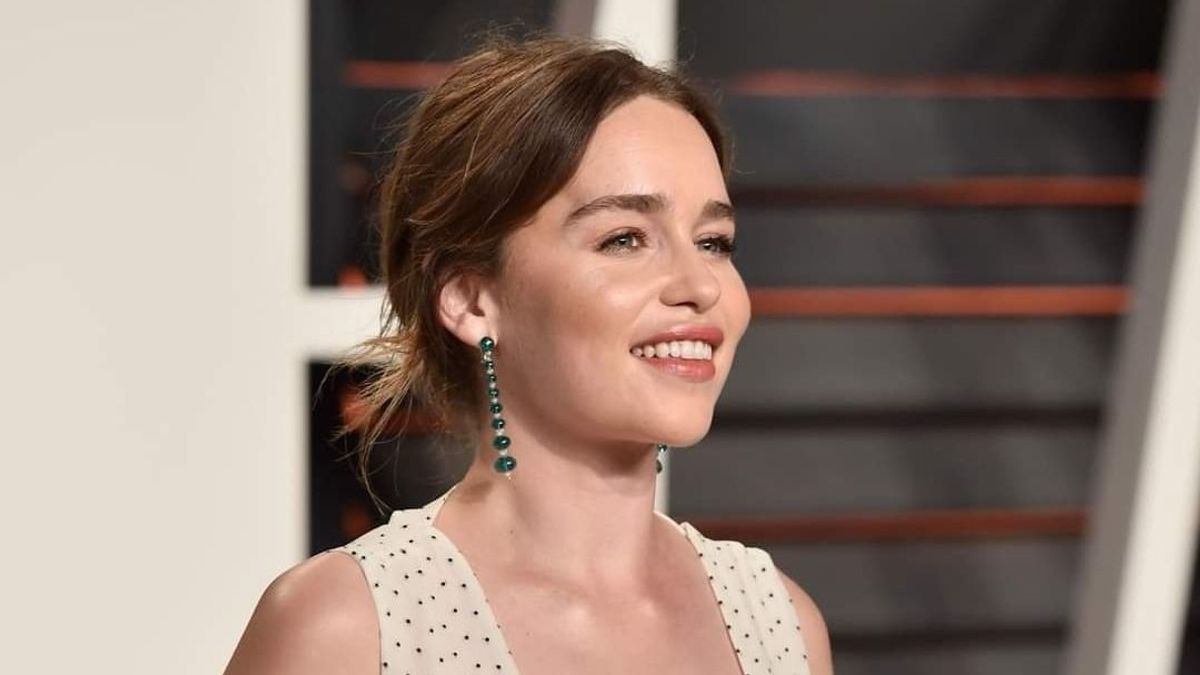 Emilia Clarke hálás a Trónok harca ágyjelenetéért