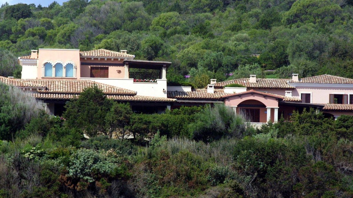 Félmilliárd euróért adnák el Silvio Berlusconi hatalmas villáját