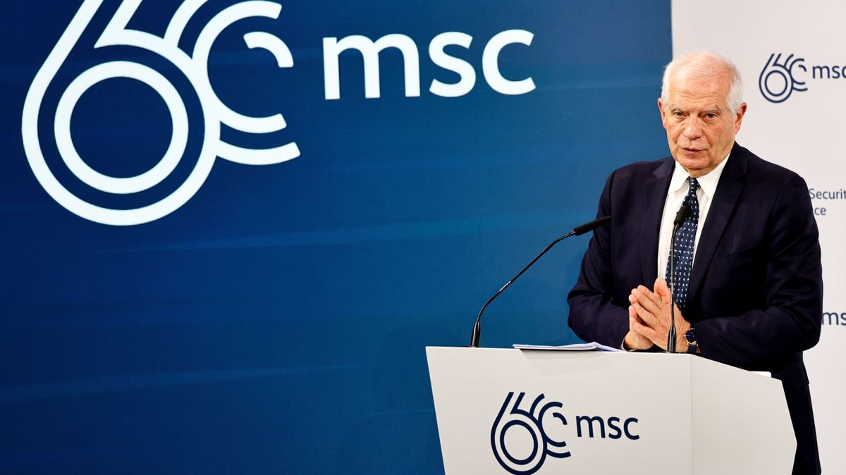 Josep Borrell elismerte, hogy az EU az ukrajnai háború miatt majdnem kimerítette fegyverkészletét