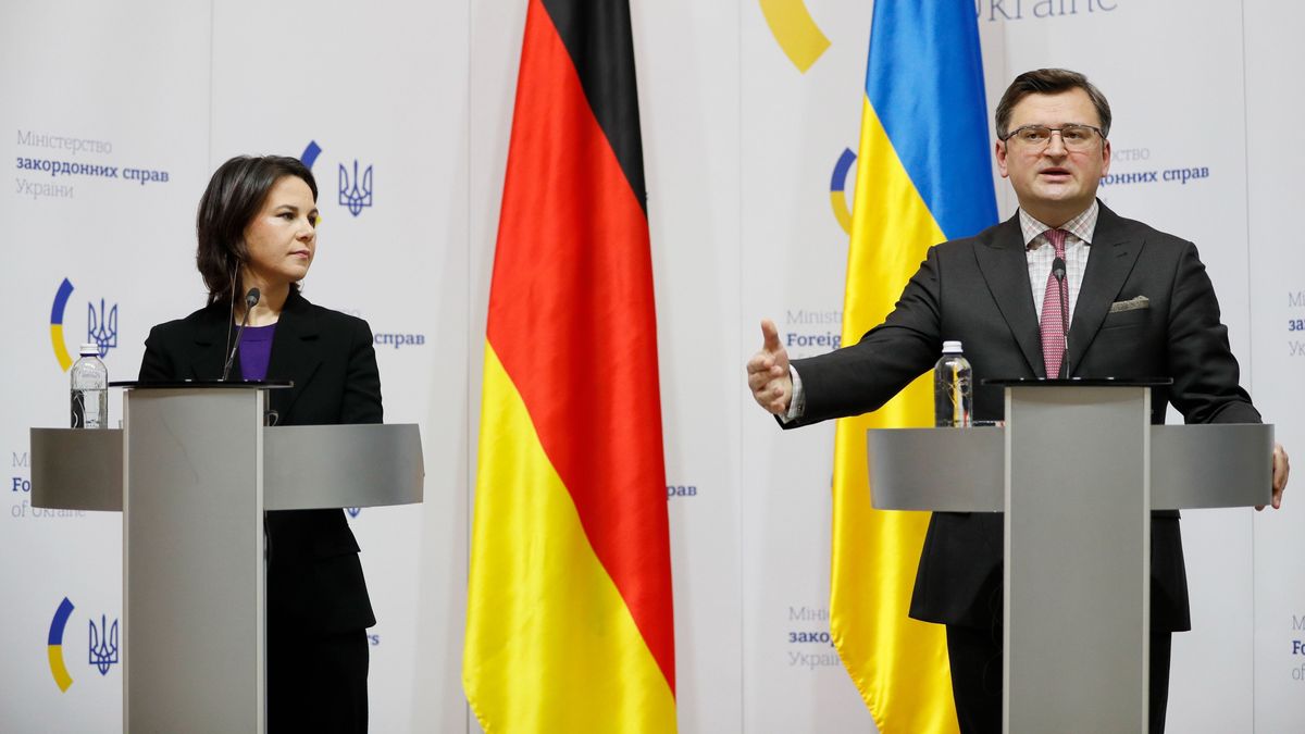 Annalena Baerbock a háború folytatására biztatja Ukrajnát