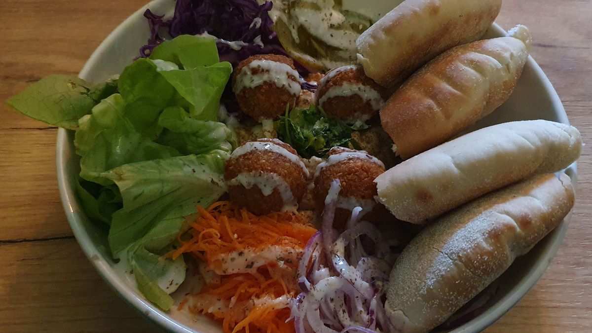 Családias, természetközeli, egészségközpontú vegán étterem Nagybánya szívében: Greenys