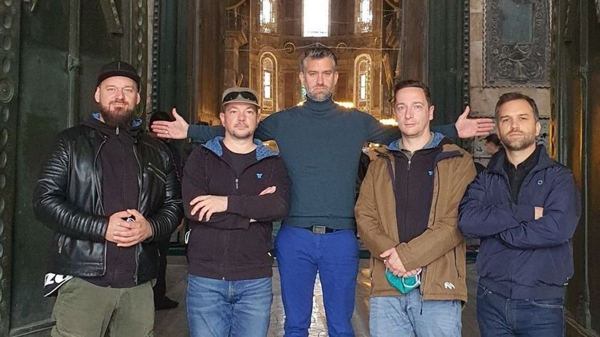 Drámai volt testközelből látni a földrengés pusztítását a Kerekes Band tagjainak
