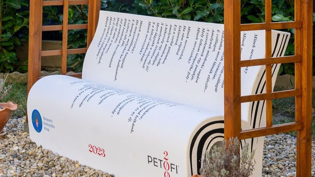 Pihenés Petőfi-vers ölelésében