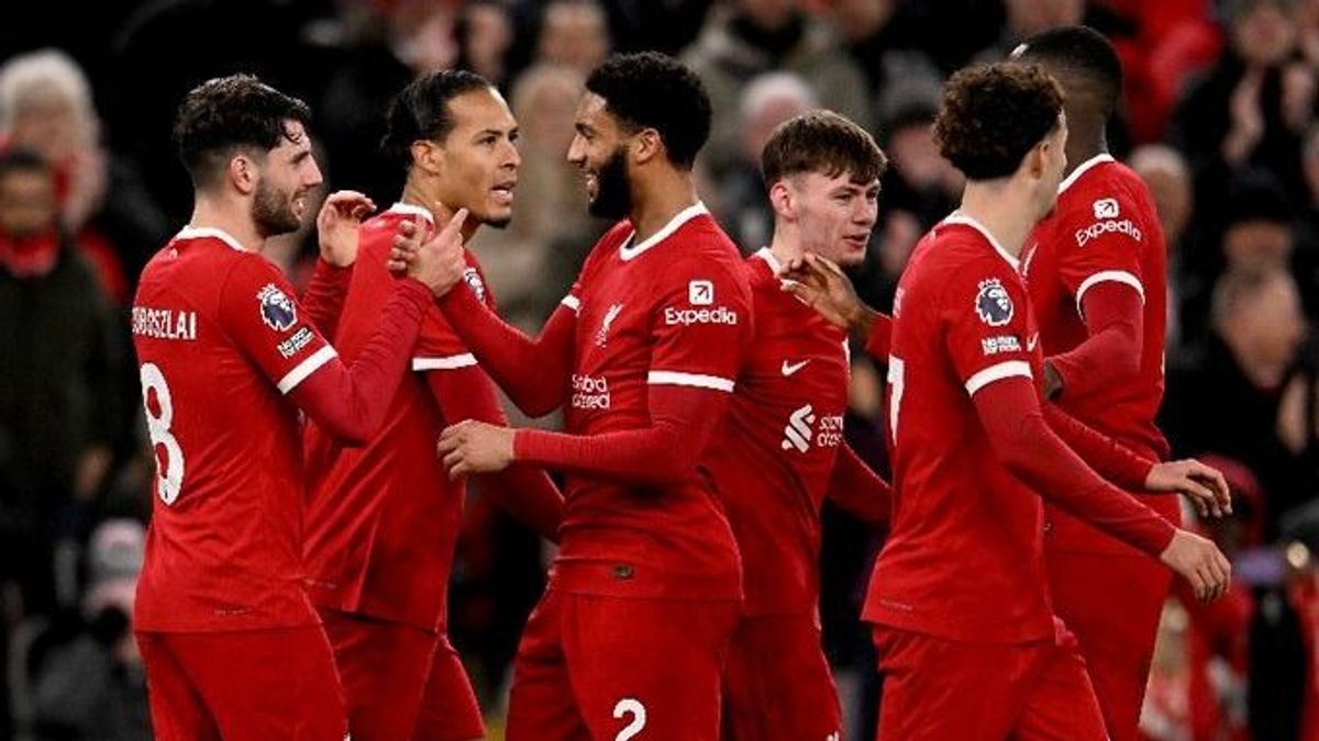 Szoboszlai Dominik és a Chelsea védőjének esete – ezt érdemes megnézni + videó