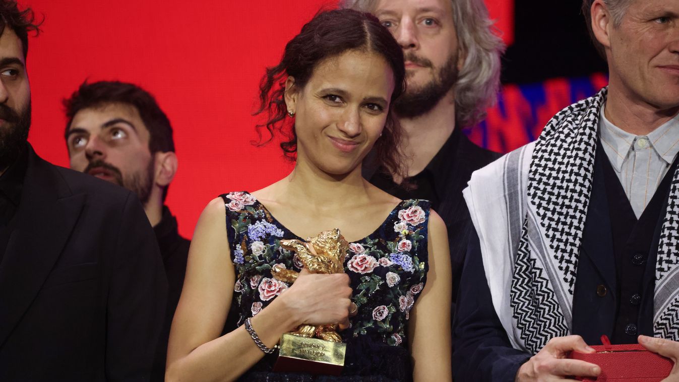 A francia-szenegáli Mati Diop a legjobb filmnek járó Arany Medve-díjjal