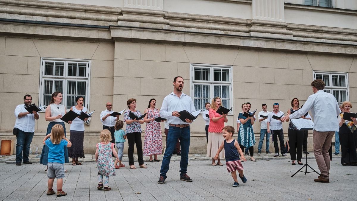 Ingyenes koncerttel várják a gyerekeket a Magyar Rádió Művészeti Együttesei