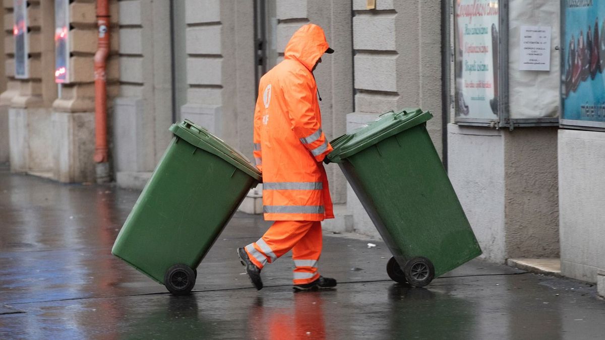 Úgy ütötték egymást a kukákkal, mintha nem lenne holnap