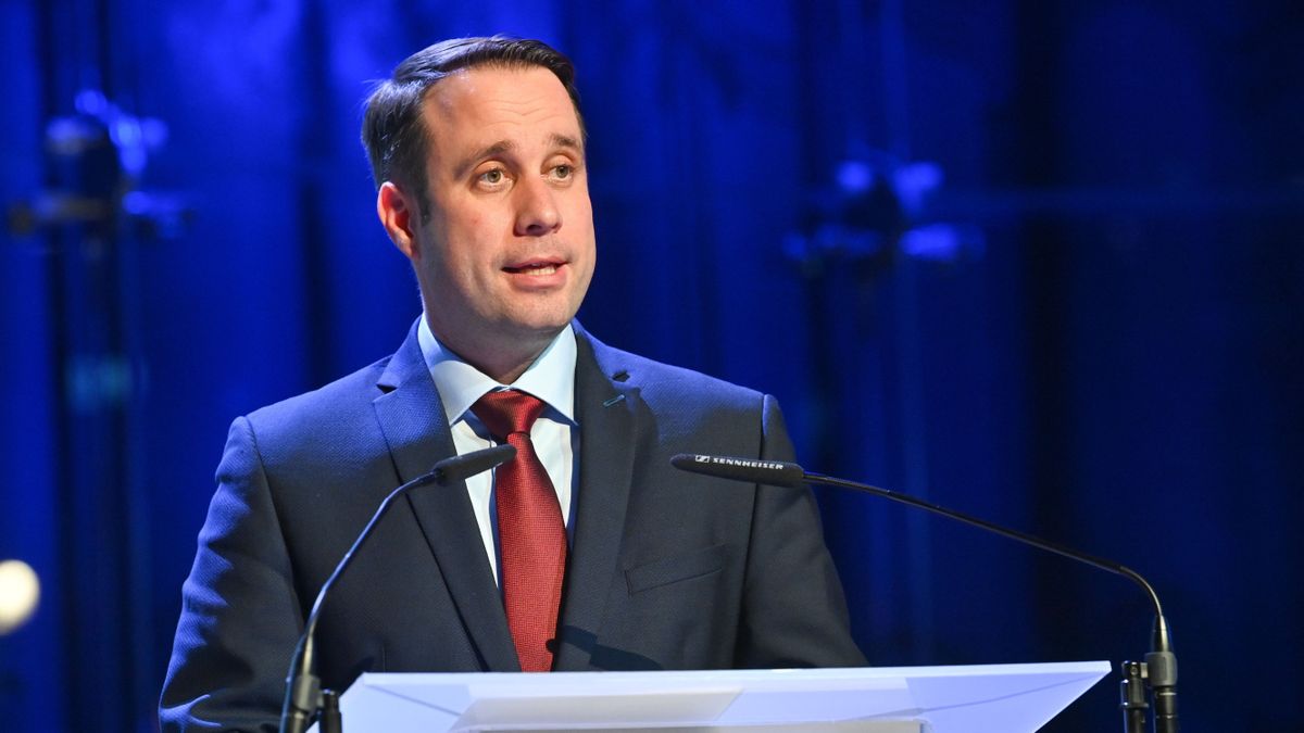 Unchanged Migration Policy by Brussels Leads to Grave Consequences