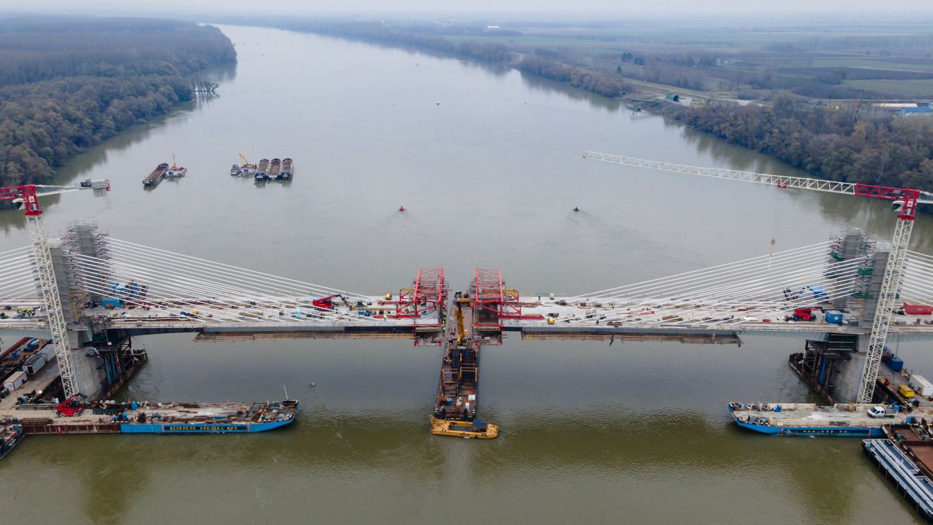 Nyárra elkészül az új Duna-híd + videó