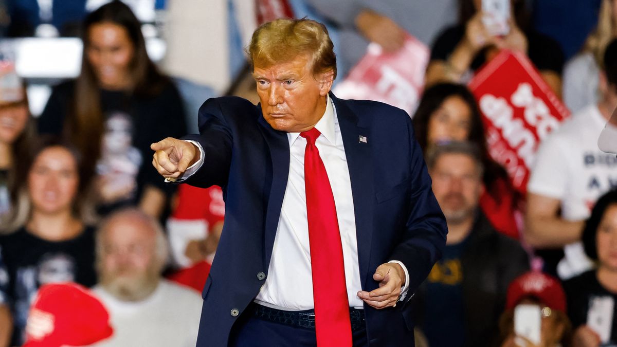 Hungary FM Reacts To Trump's South Carolina Victory