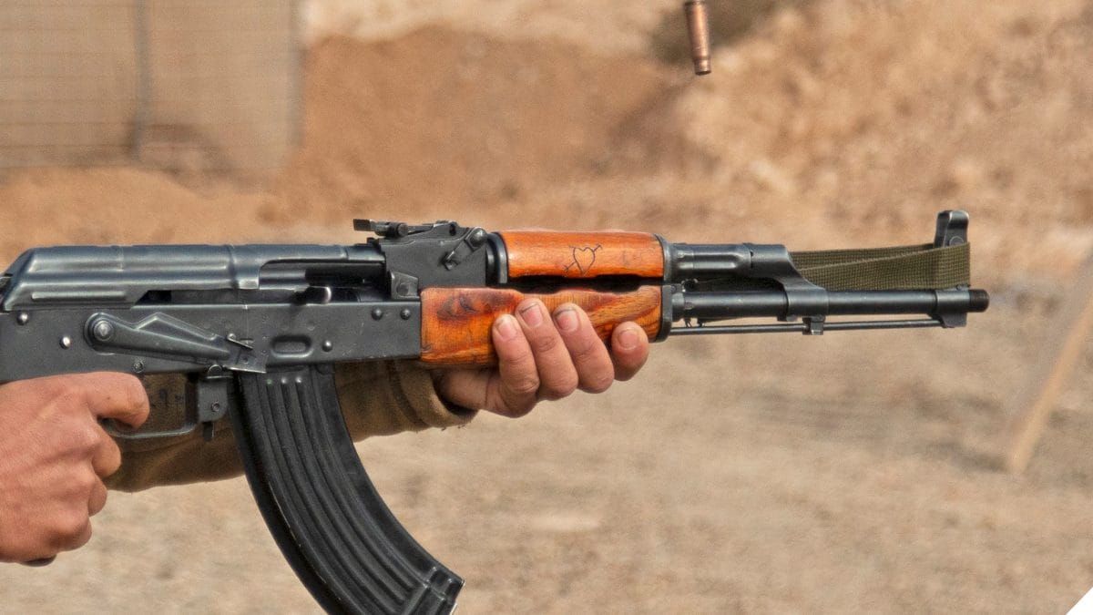Gépkarabélyokkal lövöldöztek egy esküvőn + videó