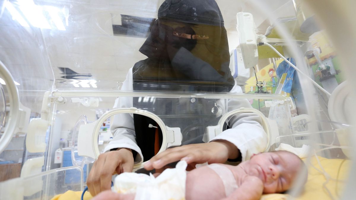 A gázai orvosok altatás nélkül műtenek