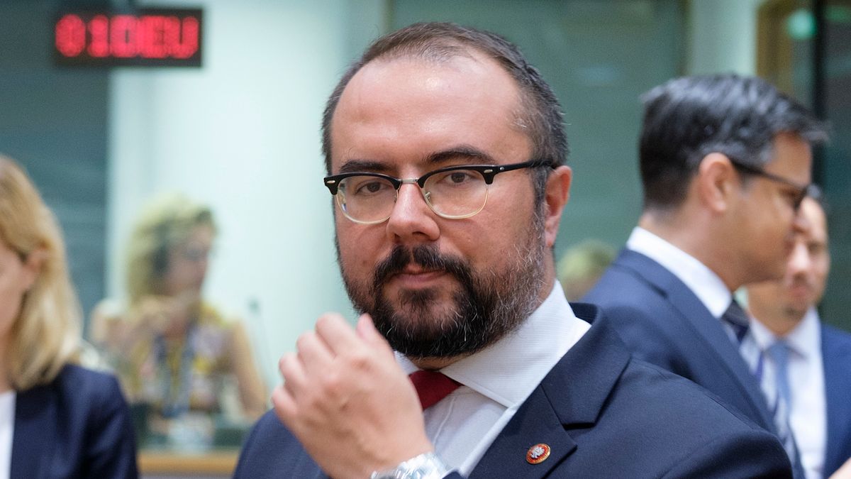 Ez a hatalmon lévő liberális és baloldali pártok terve az Európai Unióval