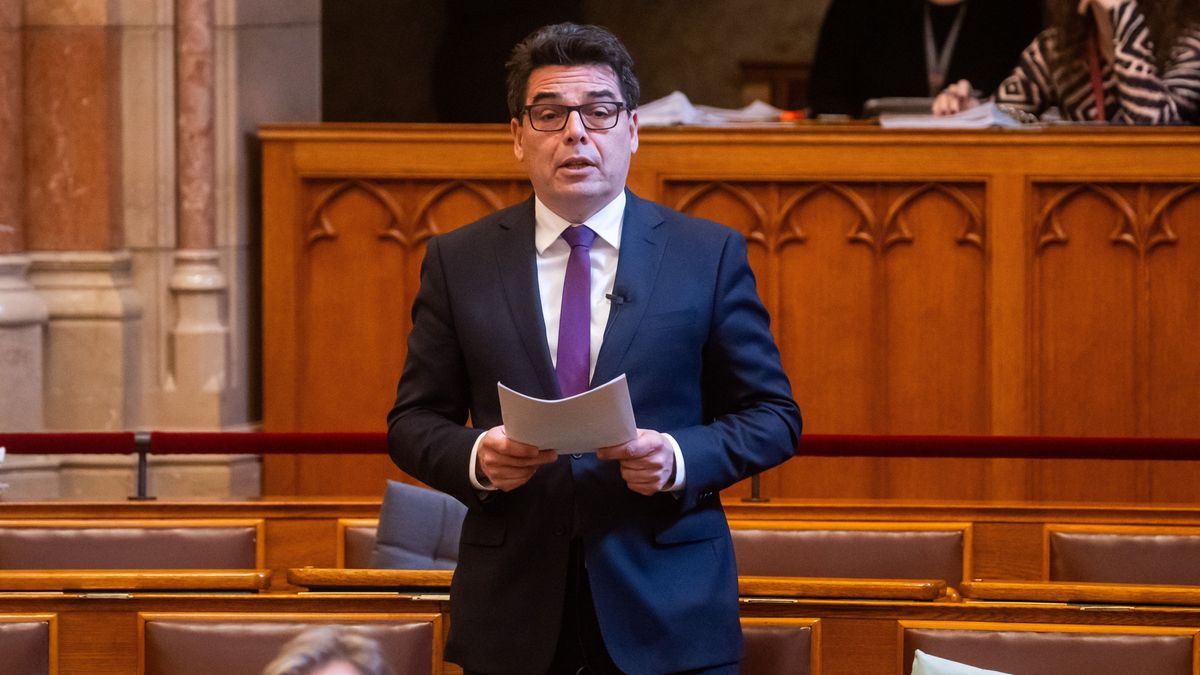 Újabb kétmilliárd eurót kap Magyarország