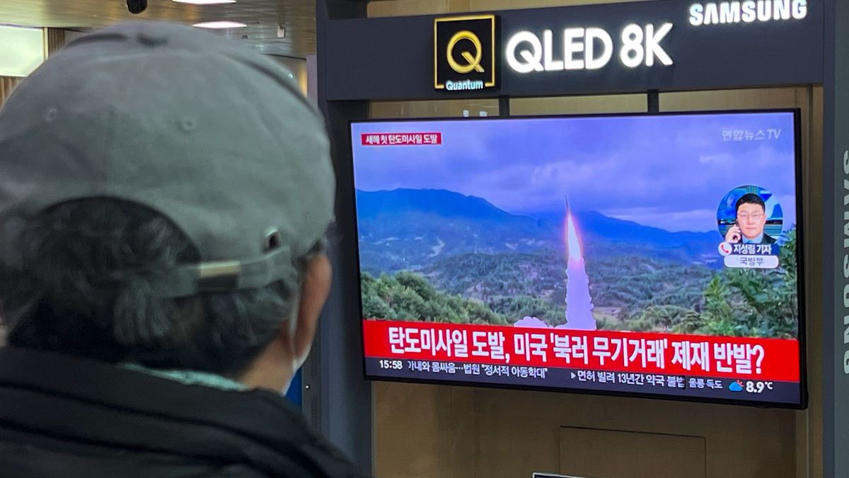 Blinken dél-koreai útjára rakétakilövéssel válaszolt Phenjan