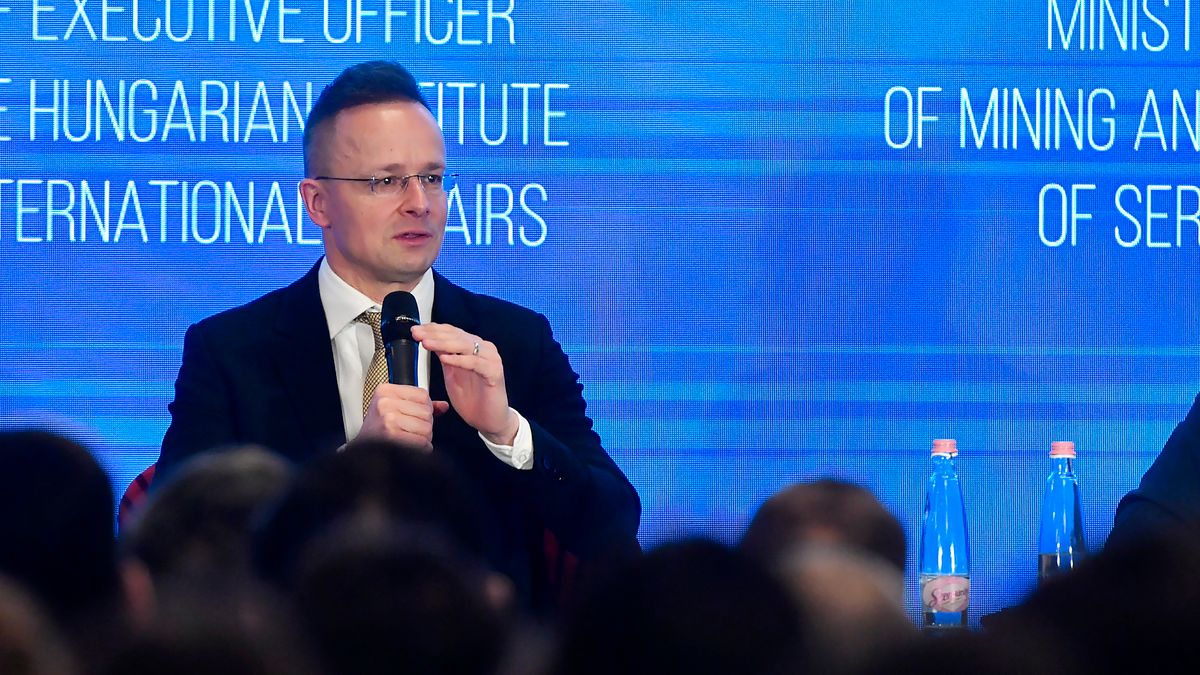 Hungary FM: Reality and Ideological Approaches in International Politics Are Divergent