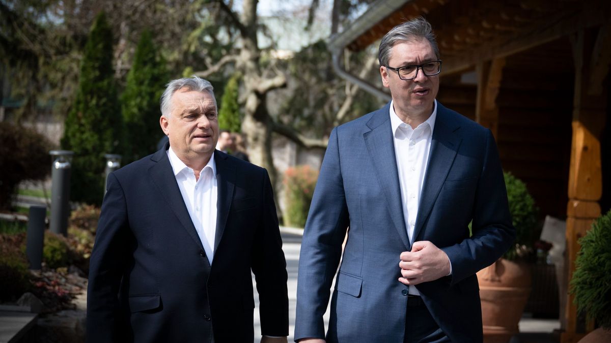 Orbán Viktor már Belgrádban tárgyal