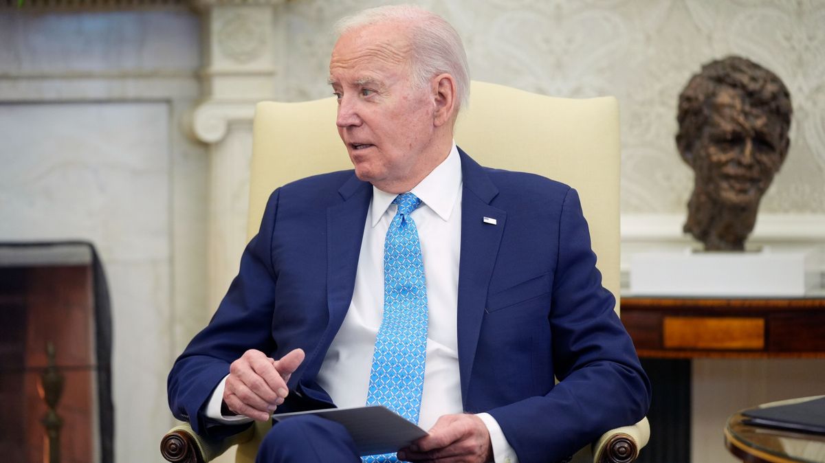Biden süketnek tetteti magát, ha a felelősség a téma