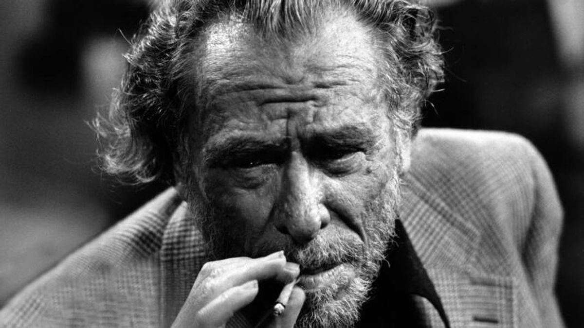 Obszcén, trágár, szókimondó, öntörvényű volt a halhatatlan Charles Bukowski