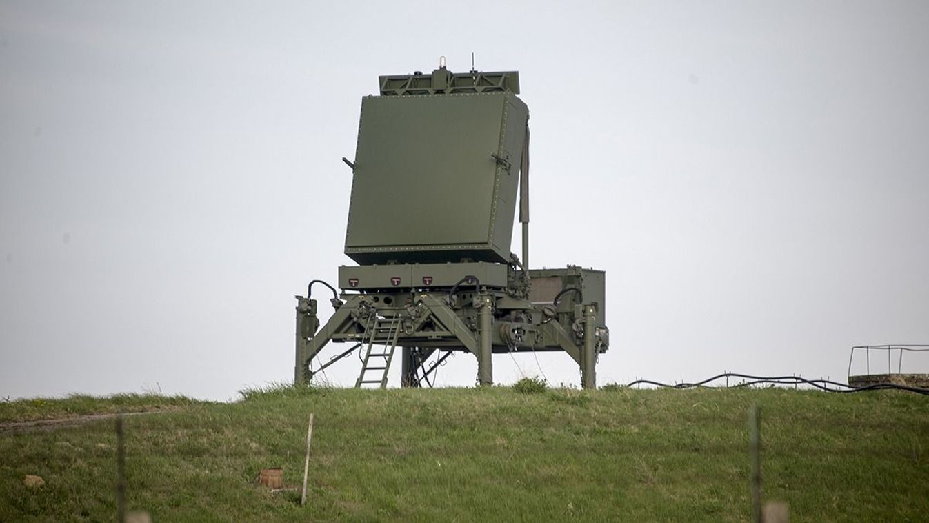 A „vaskupola” radarját üzembe helyezte a honvédség
