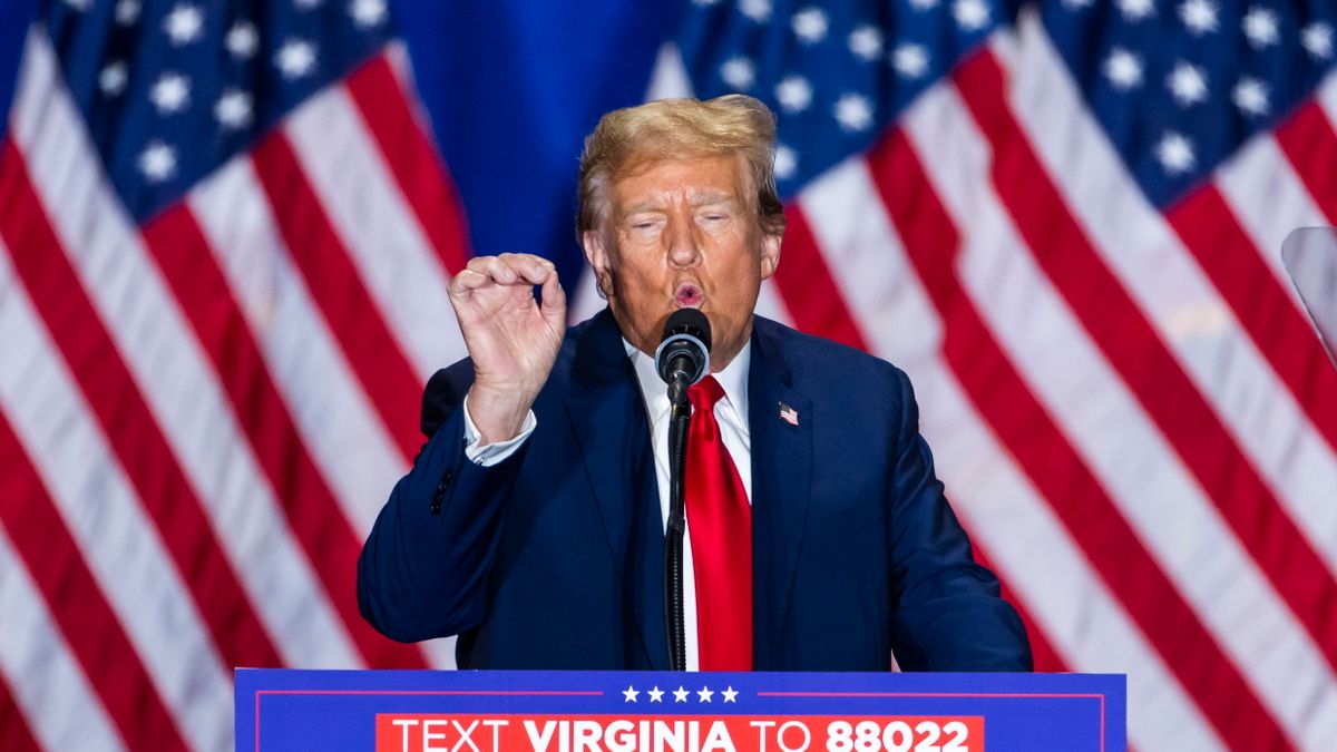 Donald Trump a győzelmi beszédében a békéről, a gazdaságól és a migrációról is szót ejtett