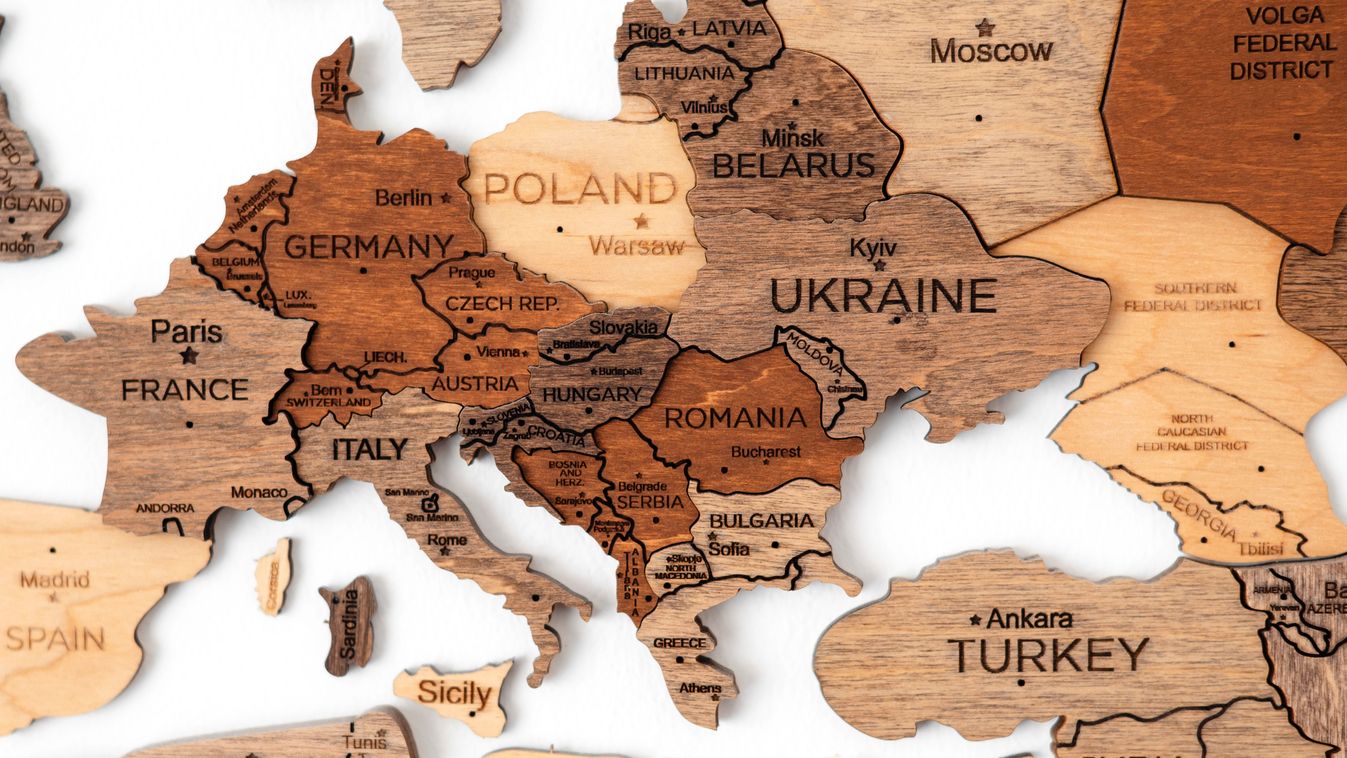 Europa,On,The,Political,Map.,Wooden,World,Map,On,The