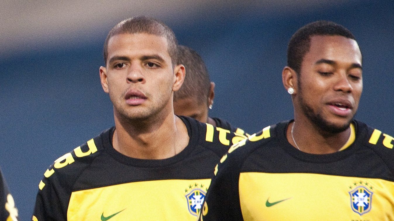 Felipe Melo (balra) és Robinho 2010-ben a brazil válogatott edzésén