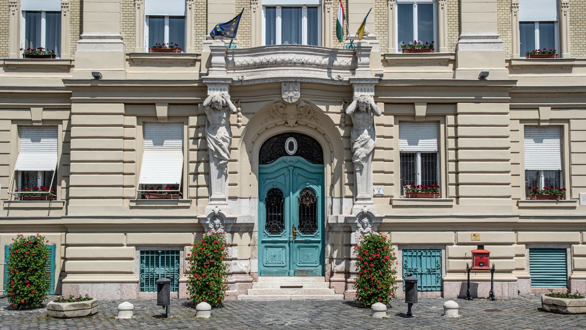 Óbudai korrupciós botrány: négy embert őrizetbe vett az ügyészség