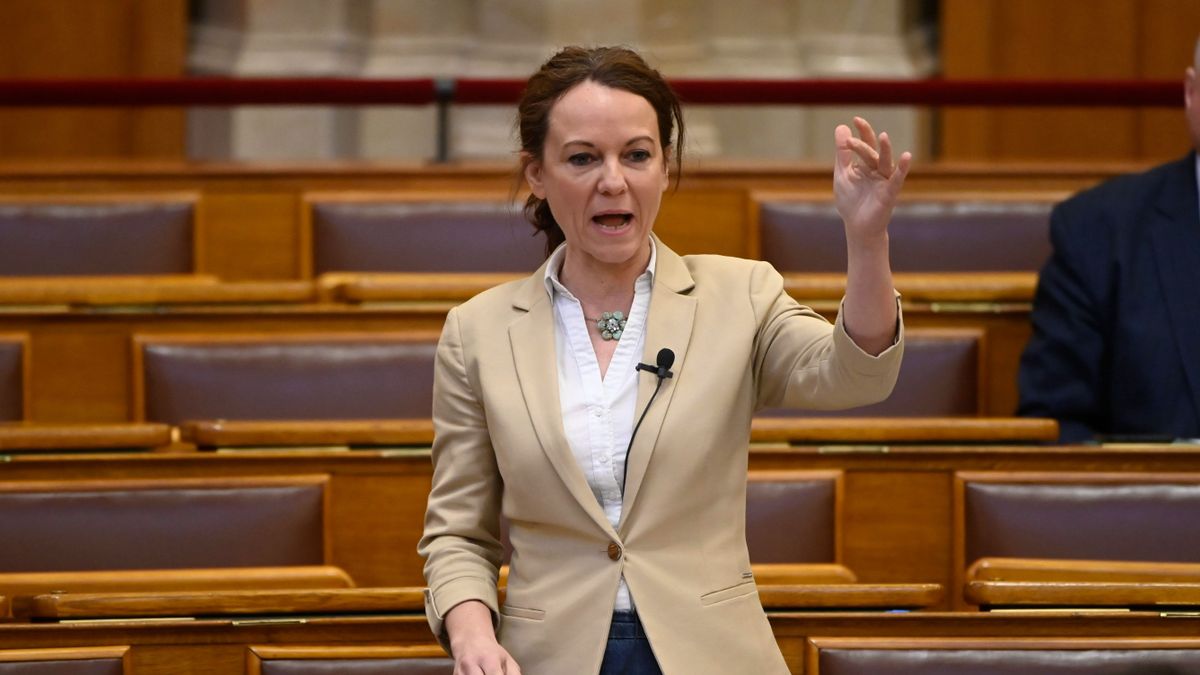 Fentebb stíl