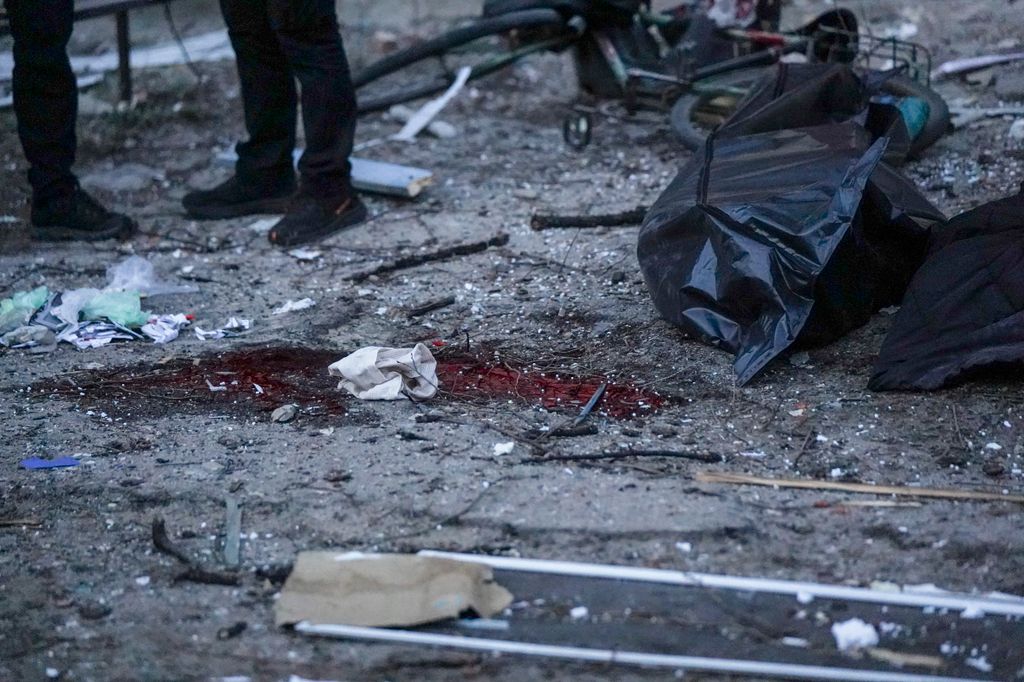 UKRAINE - RUSSIAN GUIDED BOMB ATTACK ON KHARKIV