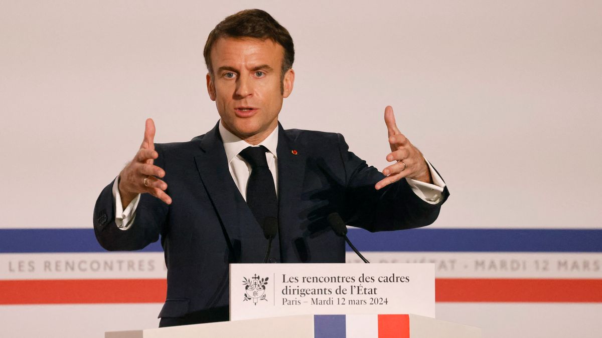 Pusztán büszkeségből robbantana ki világháborút Macron