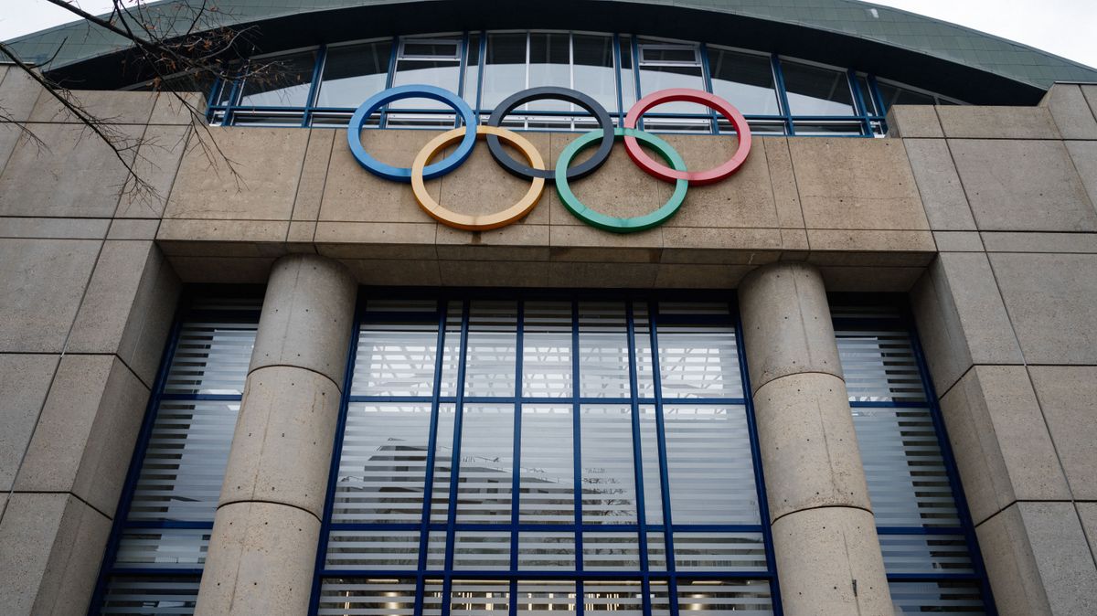 Párizsi olimpia: fegyveres támadásra és tömegbe hajtásra számít Franciaország