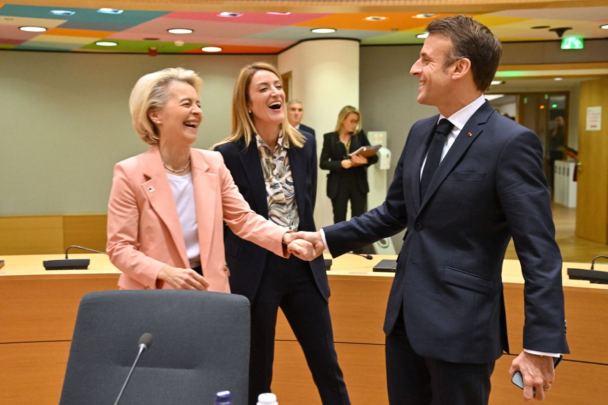Emmanuel Macron francia elnök nem az utóbbi hetekben kezdte el a háborús retorikát futtatni az Európai Tanácsban (Fotó: Miguel MEDINA / AFP)