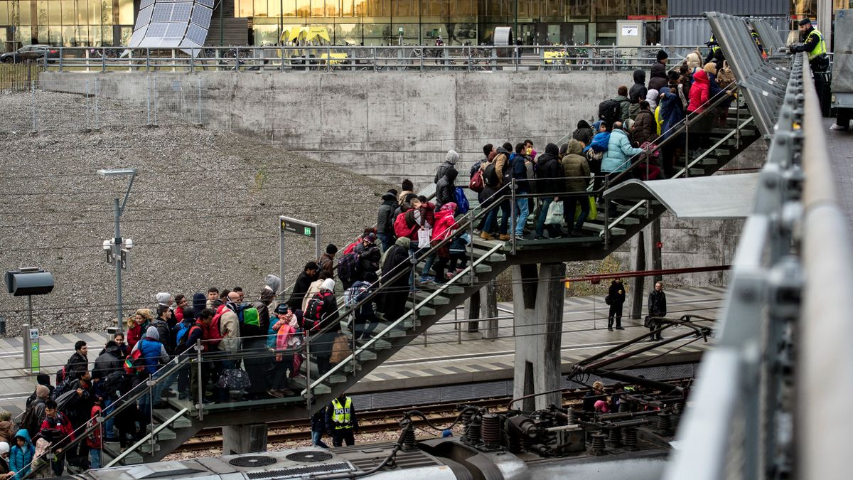 Sweden's Committing Suicide Under Migrant Invasion