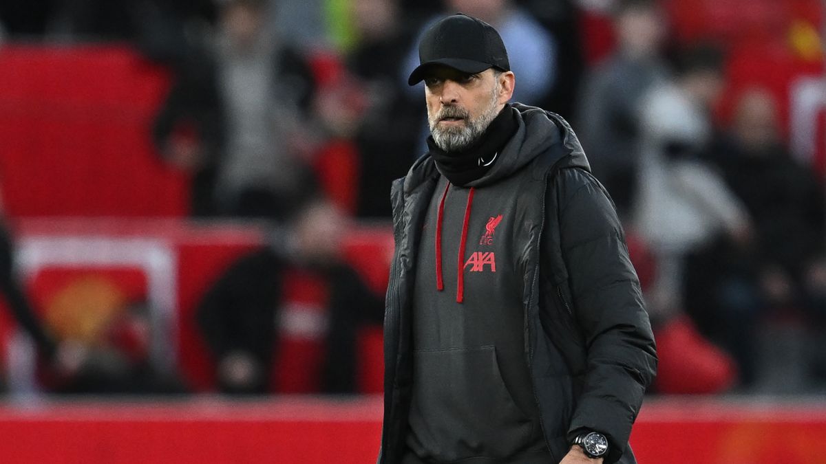 Klopp durván beszólt egy újságírónak, majd faképnél hagyta + videó