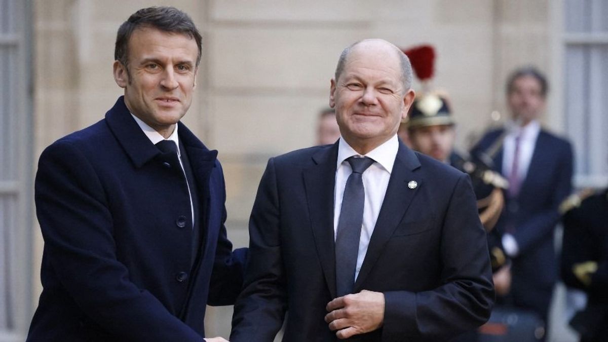 Emmanuel Macron Berlinben folytatja a háborús uszítást