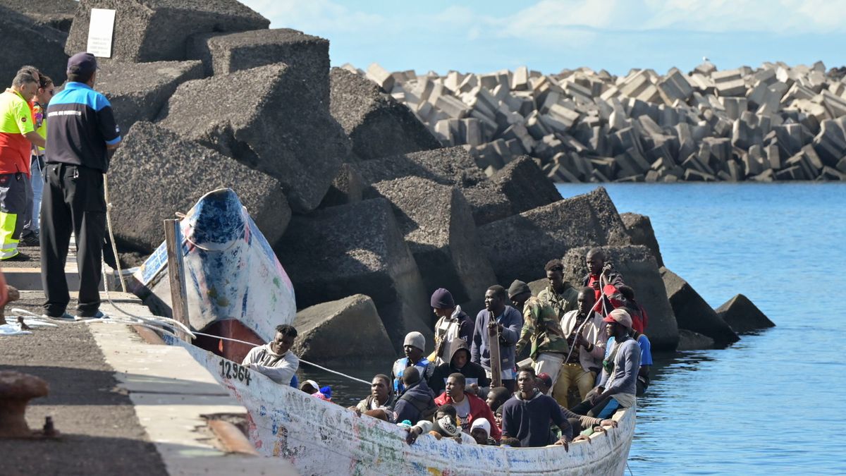 Megállíthatatlan a migránsáradat Európa déli határánál