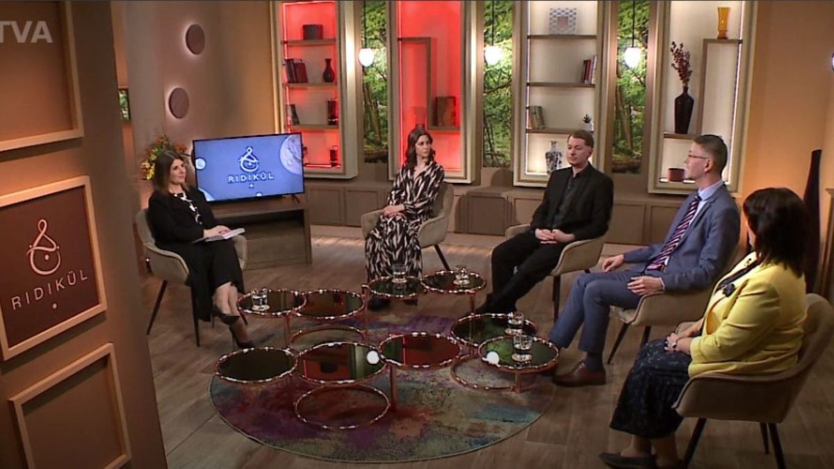 Vagány csajok a lánglelkű forradalmárok mögött