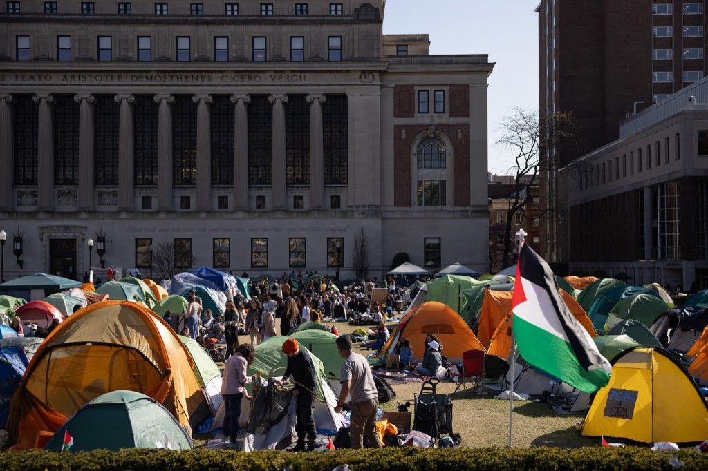 Az antiszemita sátortábor a Columbia Egyetem előtt (Fotó: Melissa Bender / NurPhoto / NurPhoto via AFP)